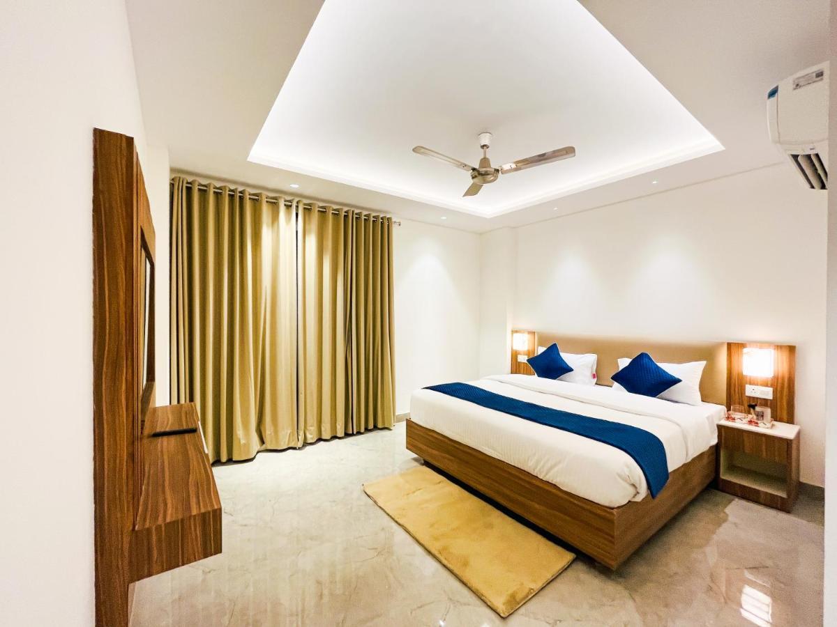 Inception Residence Γκουργκάον Εξωτερικό φωτογραφία